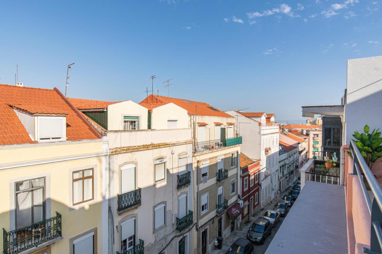 Lovelystay - Sunny 1Bdr Apartment W/Terrace Lisboa Extérieur photo