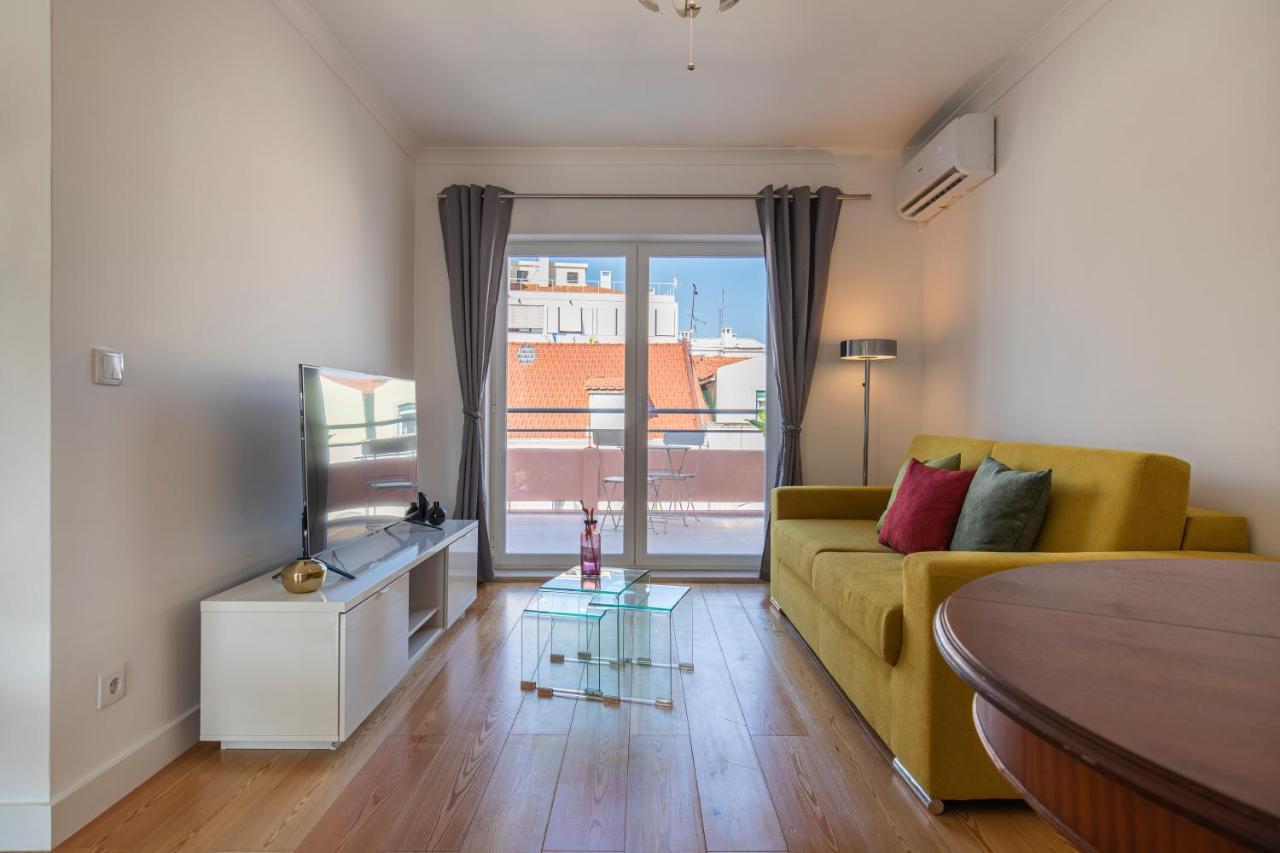 Lovelystay - Sunny 1Bdr Apartment W/Terrace Lisboa Extérieur photo
