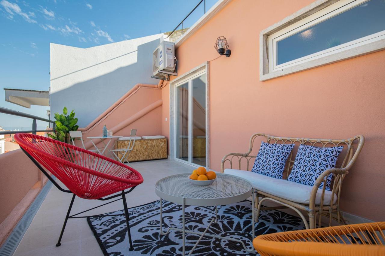 Lovelystay - Sunny 1Bdr Apartment W/Terrace Lisboa Extérieur photo