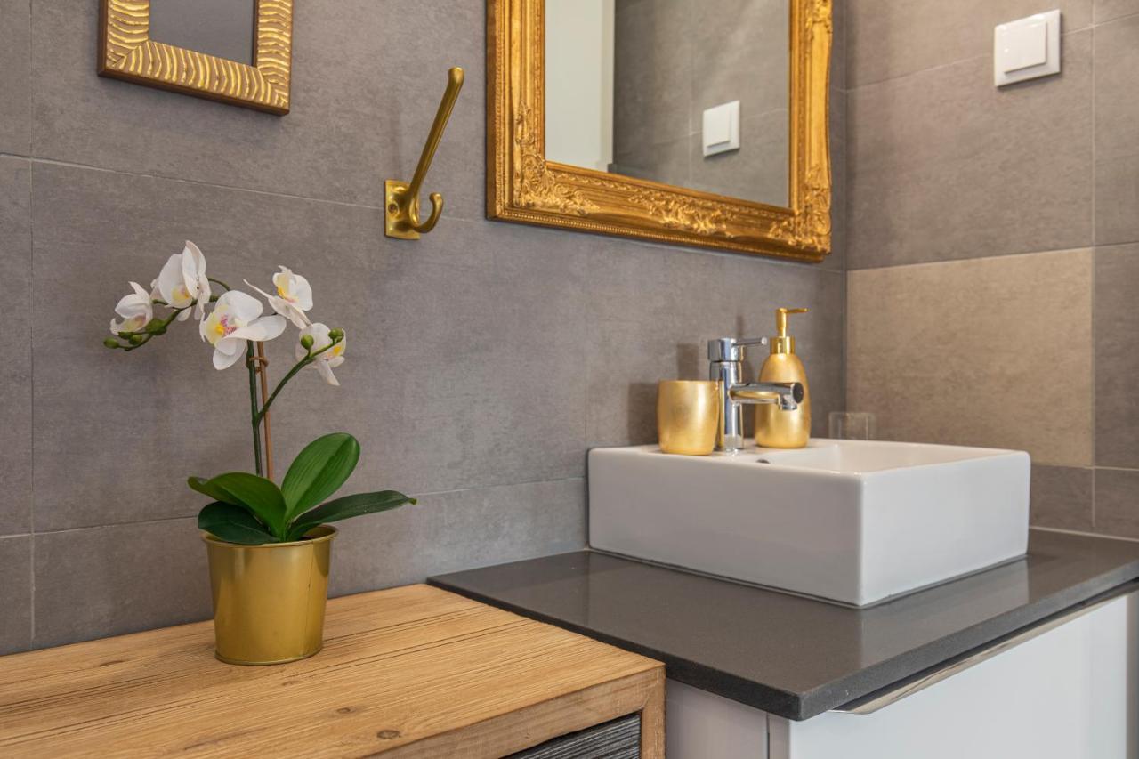 Lovelystay - Sunny 1Bdr Apartment W/Terrace Lisboa Extérieur photo